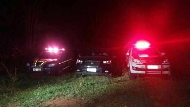 Assentados de Mirandópolis fazem mutirão para recuperar estrada
