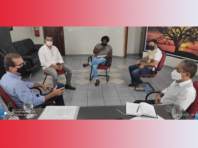 Prefeito Paulo Boaventura recebe delegado Casatti e discutem instalação do CVV em Castilho