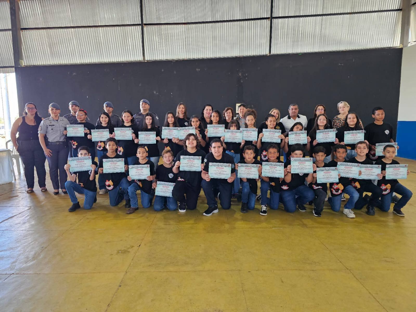 PROERD FORMA NOVOS ALUNOS EM LAVÍNIA