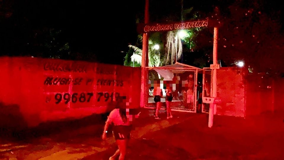 Após denúncia, Polícia Militar e fiscais da prefeitura acabam com festa clandestina em Andradina