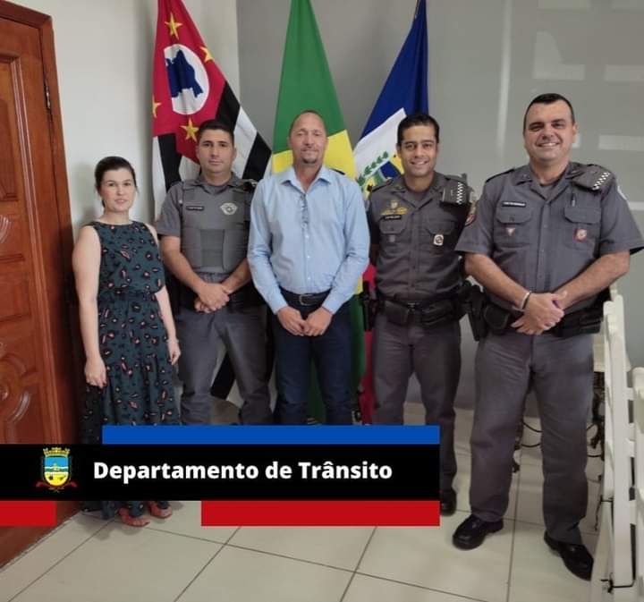 Comandante da 3° CIA de Mirandopolis fez reunião com prefeito Mirão para discutir a criação do Departamento de Trânsito no município