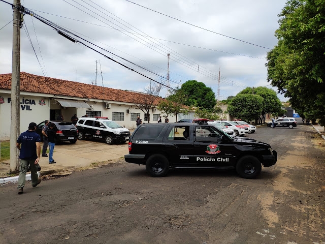 Polícia Civil e Militar de Valparaíso com apoio da PM de Guararapes prendem três suspeitos do PCC em Valparaíso