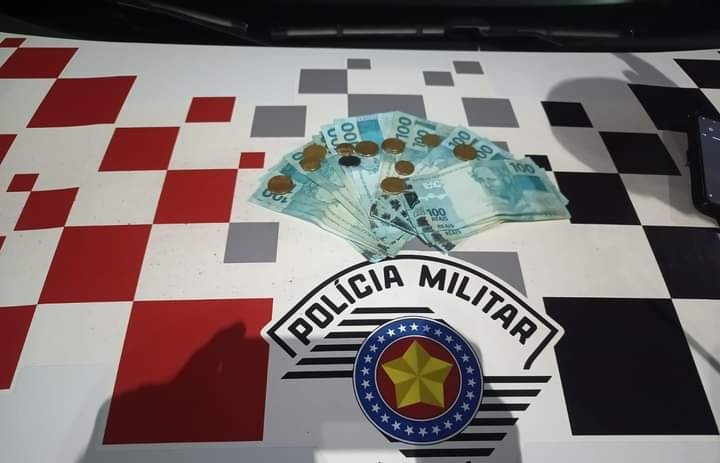 POLÍCIA MILITAR EM TUPI PAULISTA RECUPERA TODO DINHEIRO FURTADO DE RESIDÊNCIA DE IDOSA E HOMEM É PRESO