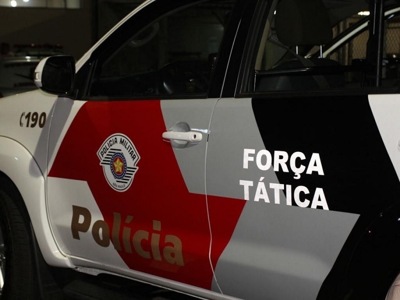 Força Tática presta socorro a criança de 1 ano engasgada com pão, no Águas Claras em Araçatuba
