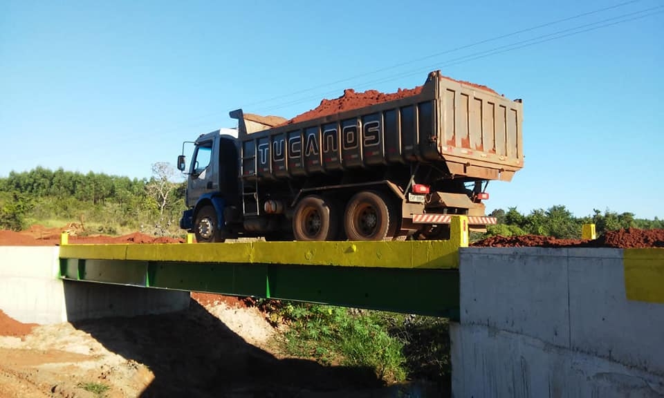 Prefeitura de Brasilândia recupera ponte na zona rural
