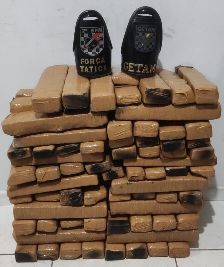 Polícia Militar de Três Lagoas apreende mais de 96 quilos de maconha e prende autor de tráfico no bairro Vila Nova