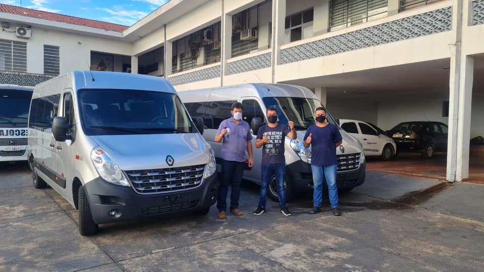 PREFEITURA DE VALPARAÍSO COMPRA 02 VEÍCULOS PARA TRANSPORTE DE PACIENTES