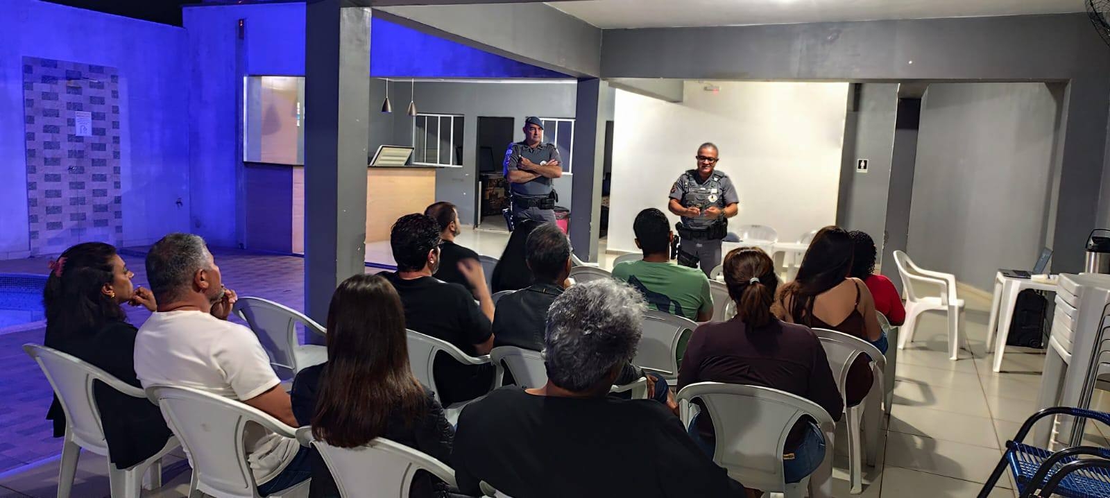 EM ANDRADINA PALESTRA SOBRE A IMPLANTAÇÃO DO PROGRAMA VIZINHANÇA SOLIDÁRIA NO BAIRRO SET JARDIM