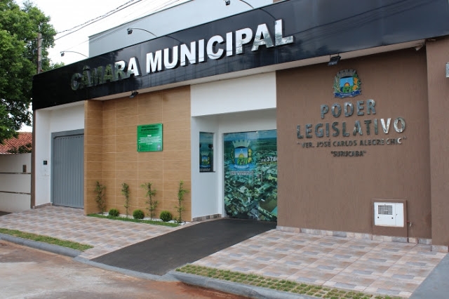 Câmara de Sud Mennucci contraria recomendação de quarentena e volta a funcionar