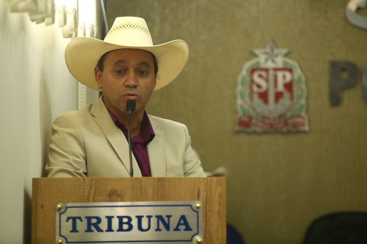 Prefeito de Nova Independência, Fernandinho Santana, testa positivo para COVID-19
