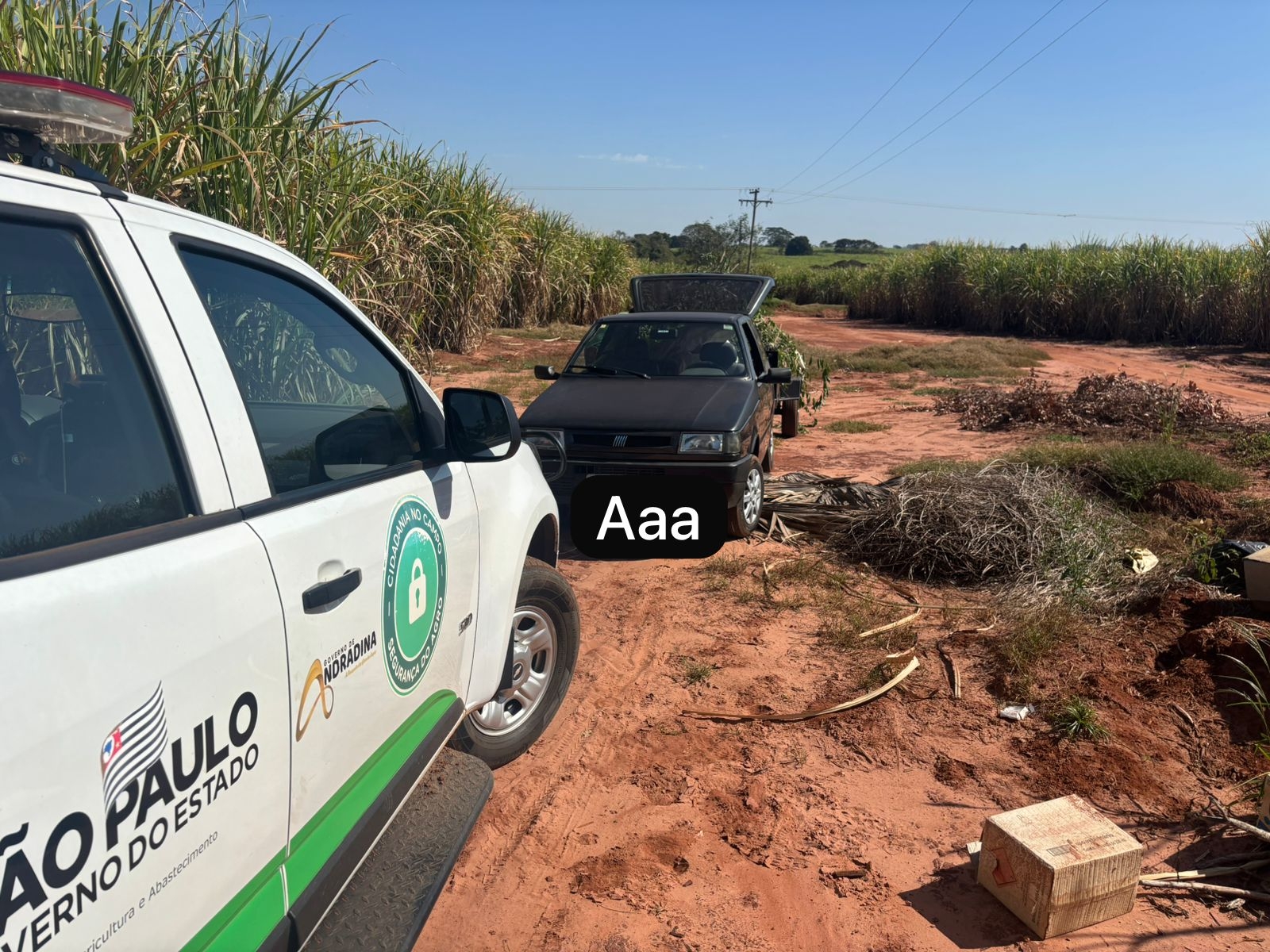 PREFEITURA DE ANDRADINA FAZ FLAGRANTE DE DESCARTE IRREGULAR DE LIXO