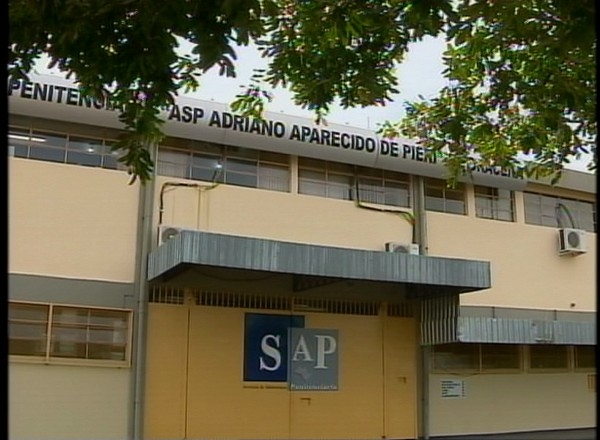 PRESO AGRIDE MÉDICO NA PENITENCIÁRIA DE DRACENA