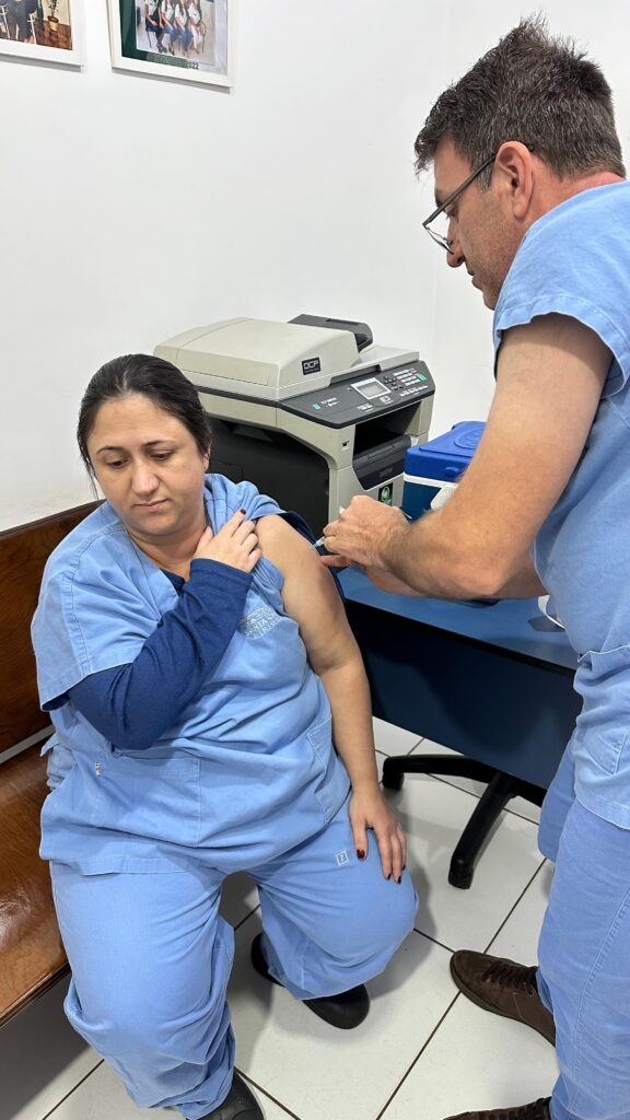 Santa Casa de Birigui realiza nova etapa de vacinação contra Influenza para colaboradores