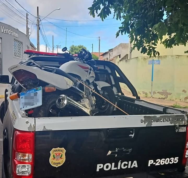 AÇÃO DE POLICIA JUDICIÁRIA “CAVALO DE AÇO”: POLÍCIA CIVIL APREENDE MOTOCICLETA COM SINAIS DE ADULTERAÇÃO DURANTE CUMPRIMENTO DE MANDADO EM DRACENA