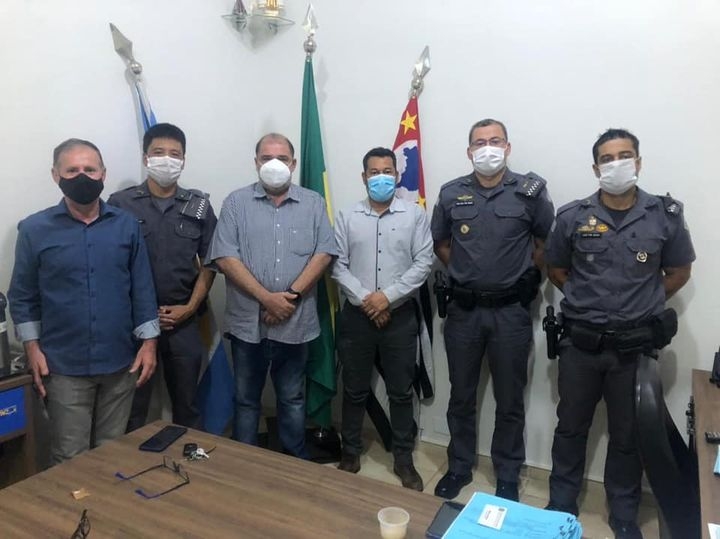 COMANDO DO 28º BPM/I SE REÚNE COM PREFEITO DE SUD MENNUCCI