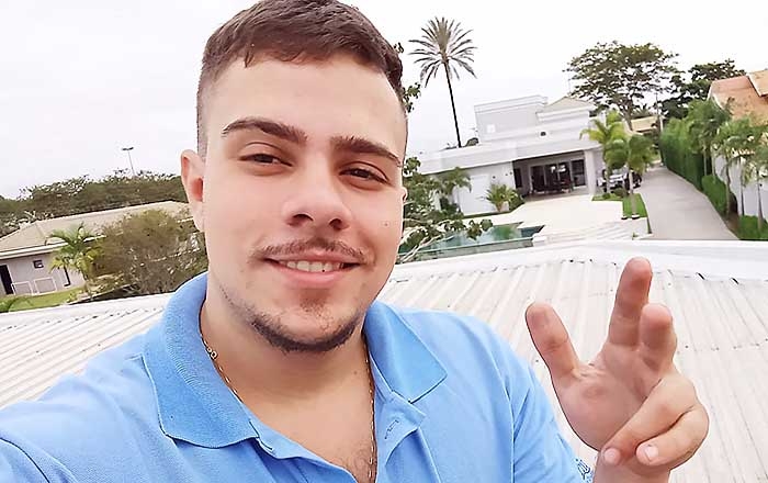 RAPAZ É EXECUTADO A TIROS COM CARRO EM MOVIMENTO NA AVENIDA MÁRIO COVAS EM ARAÇATUBA
