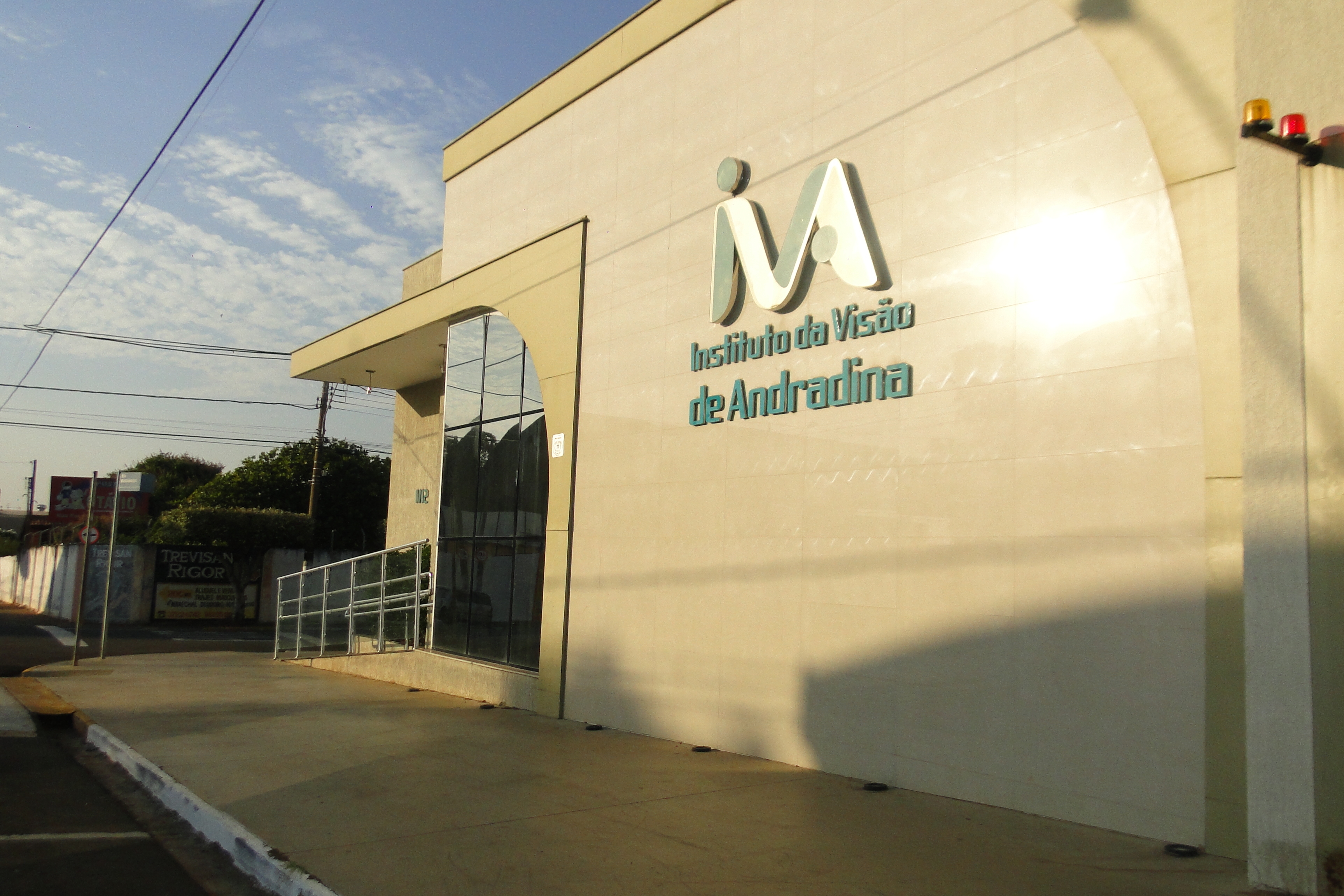 Secretário de Infraestrutura de Andradina Ernaldo Calvoso o viaduto Miguelão está em obras ?