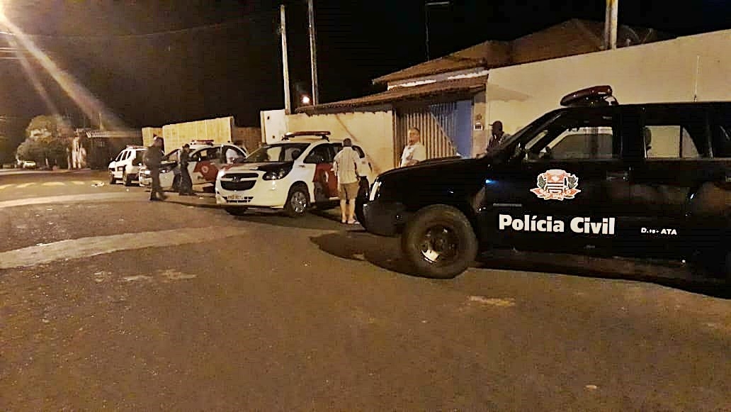 Bandeira do estado de São Paulo é hasteada de cabeça para baixo na Câmara de Andradina