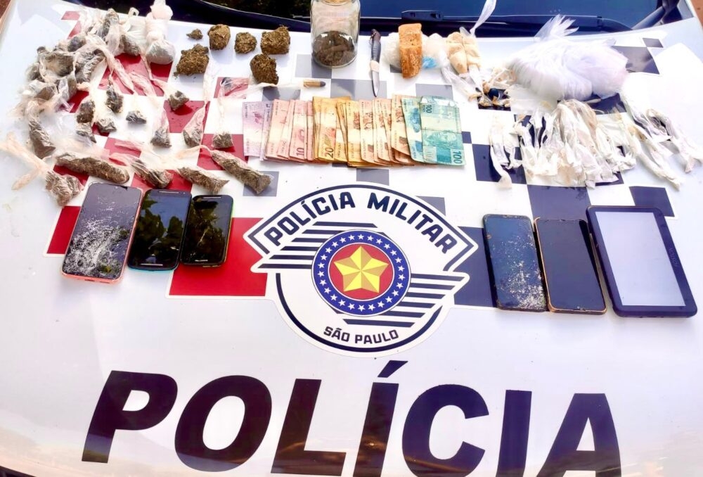 Polícia Militar e Polícia Civil de Itapura prenderam casal com muita droga