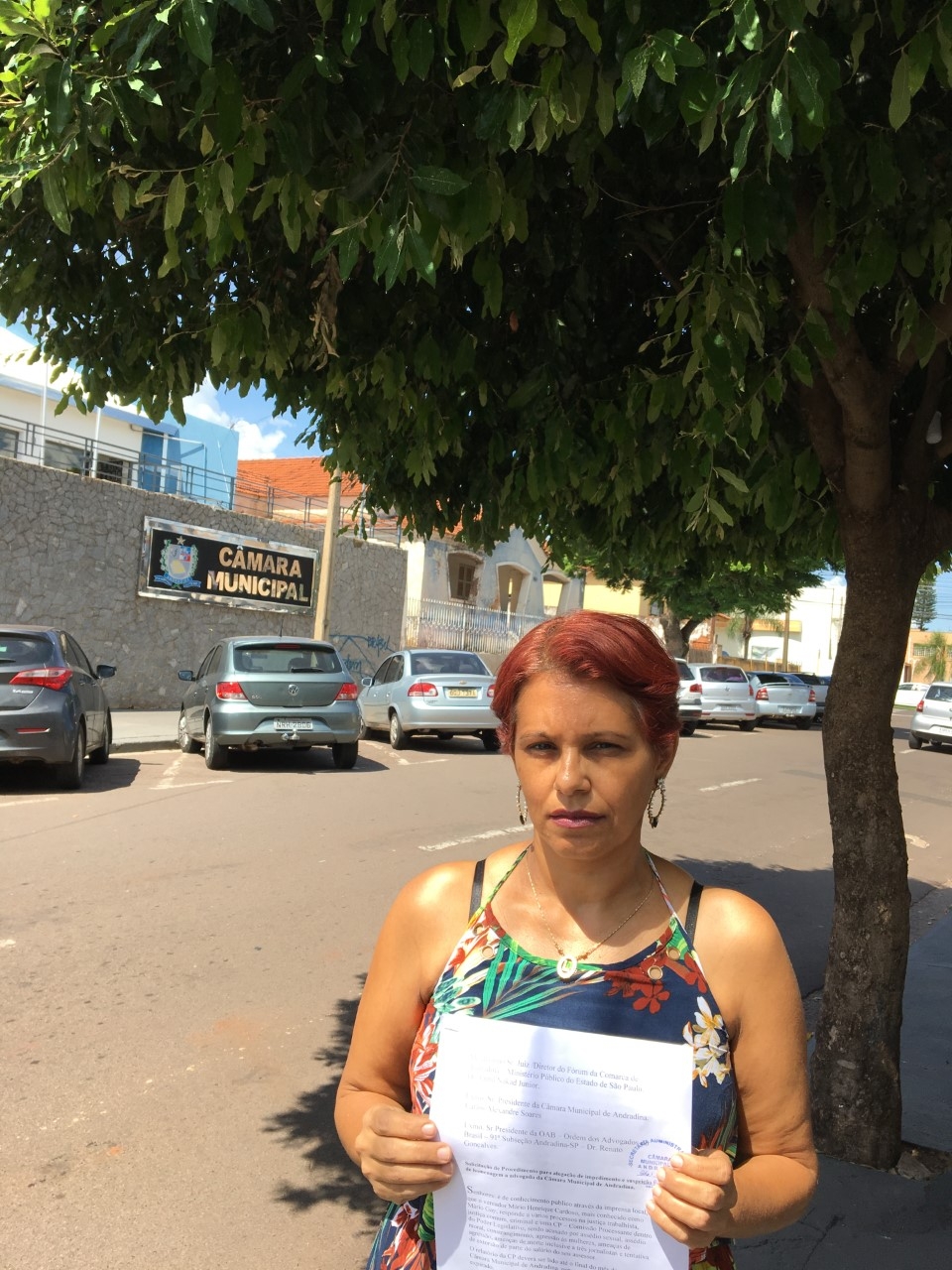 Secretaria de Saúde e Higiene Pública de Andradina olha a sujeira das pás do ventilador da UPA !!!