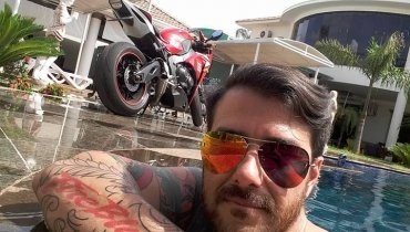 Andradinense Gil, ex-atacante do Corinthians, é solto após ser detido por não pagar pensão alimentícia