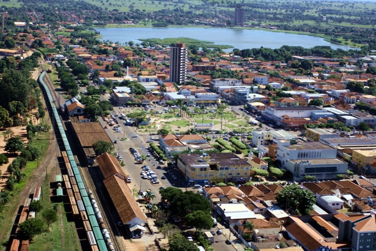 Radiopatrulha de Três Lagoas cumpre mandado de prisão no bairro Guanabara