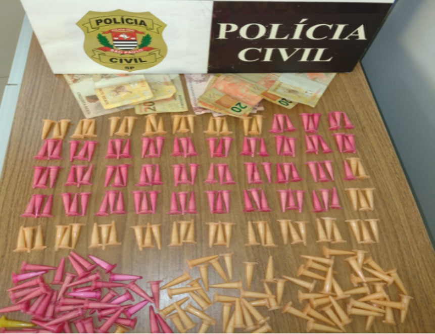 DISE de Araçatuba prendeu Junio com 250 pinos de cocaína, alvo de investigação bairro Umuarama