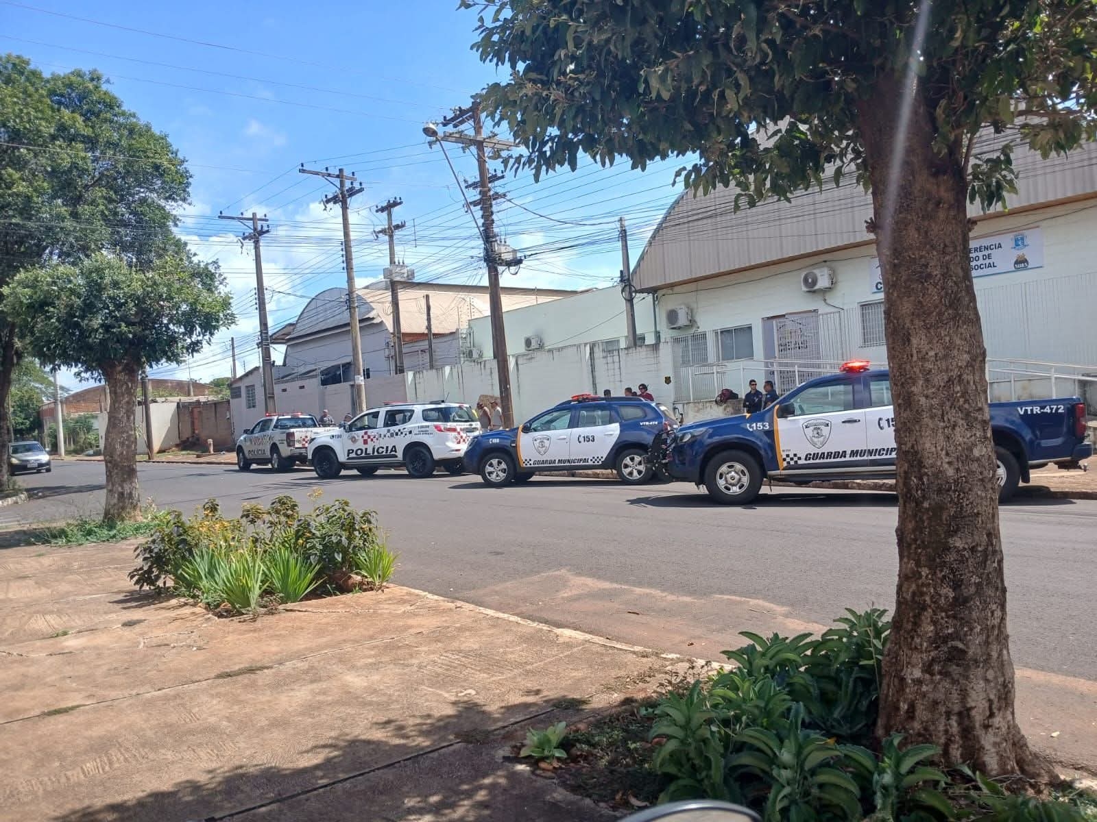 Ação integrada: Polícia Militar com apoio da Guarda Municipal prende dupla  por violência doméstica em Ilha Solteira