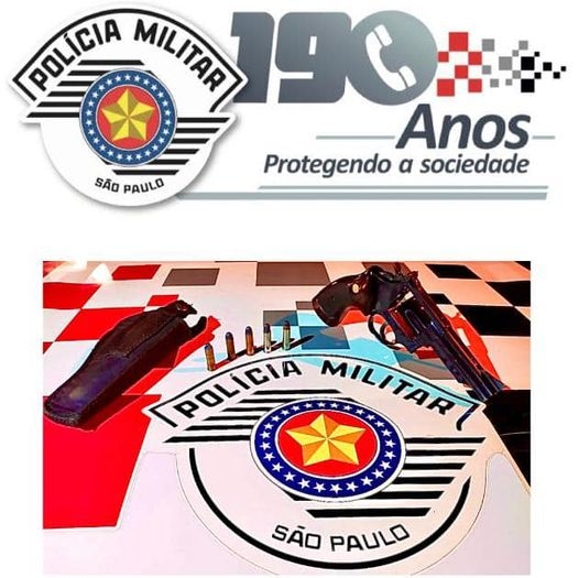 Força Tática de Andradina localiza arma de fogo em veículo estacionado em frente de um bar e motorista foi preso