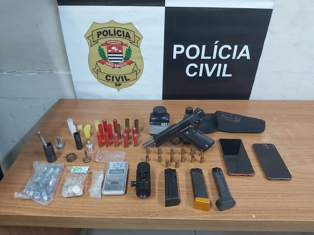 GOE de Araçatuba apreende pistola que estaria sendo negociada por homem de dentro do presídio de Valparaíso