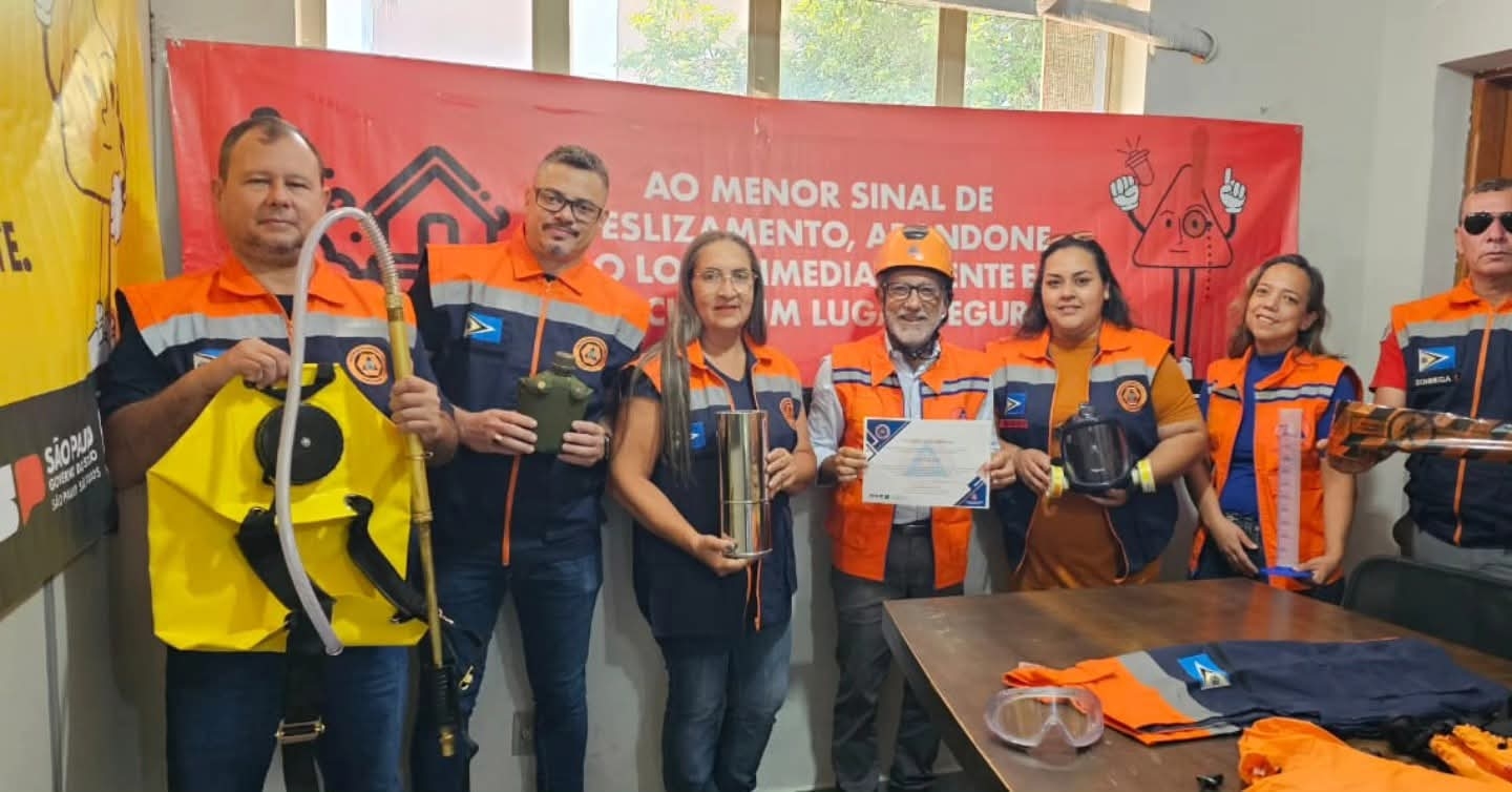 Prefeito Paulo Boaventura comemora eficiência da Defesa Civil de Castilho com certificado do 3° lugar