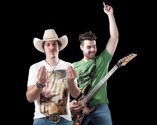 Show com Fi Duma e Jeca inicia as atrações do “Natal no Comércio” em Pereira Barreto