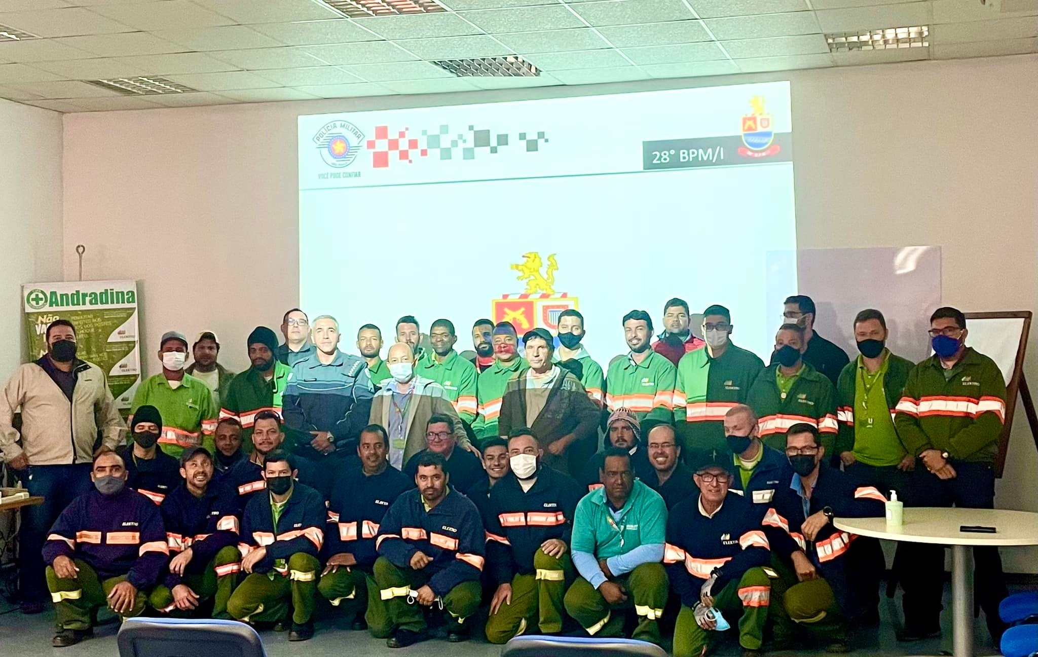 POLÍCIA MILITAR DE ANDRADINA REALIZA PALESTRA NA ELEKTRO