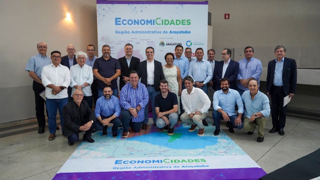 Prefeitos e empresários conhecem proposta para unir esforços para regionalização da infraestrutura social em Araçatuba