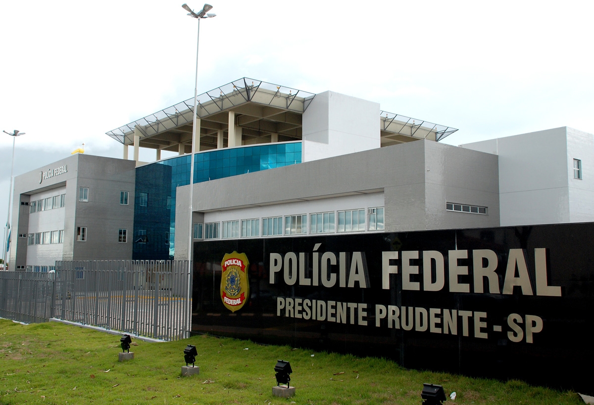 Prefeitura de Guararapes realiza dedetização nas escolas municipais