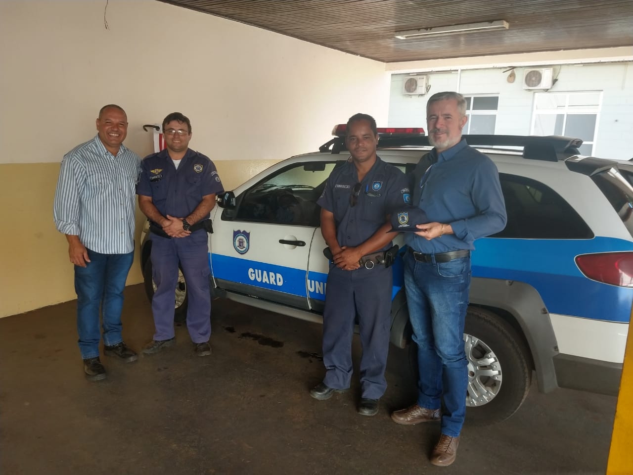 Força Tática de Andradina prendeu jovem jovem no bairro Otávio Minholi com porções de crack