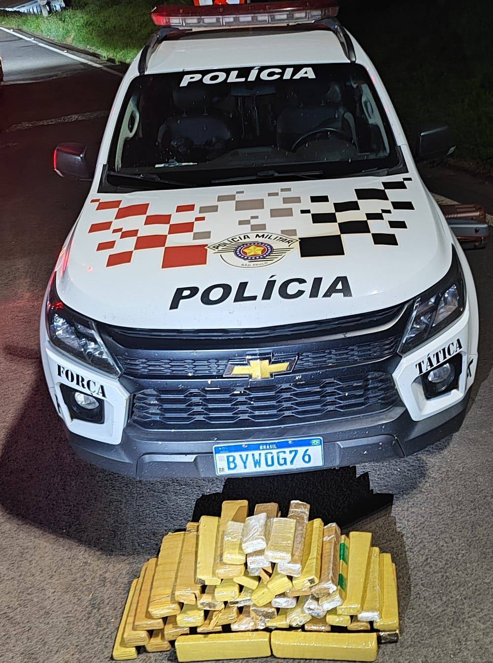 Força Tática apreende mais de 46 kg de maconha em ação contra o tráfico interestadual na SP 300 em Castilho