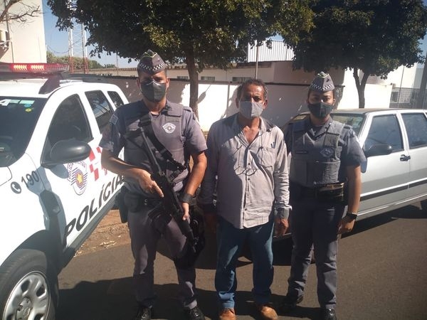 RÁDIO PATRULHA DE ANDRADINA LOCALIZA NO BAIRRO PEREIRA JORDÃO VEÍCULO FURTADO EM NOVA INDEPENDÊNCIA