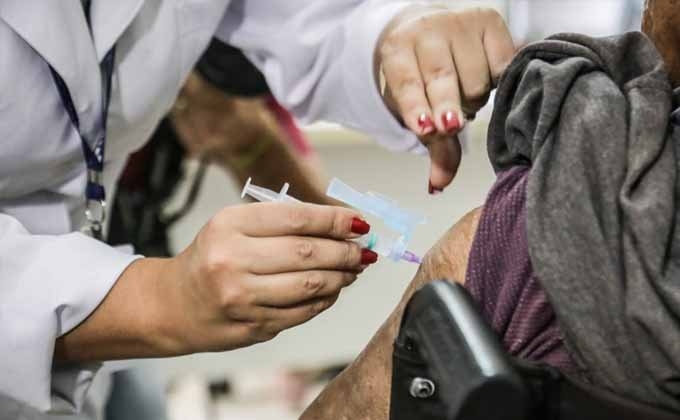 Falso calendário de vacinação contra o coronavírus circula nas redes sociais de Três Lagoas