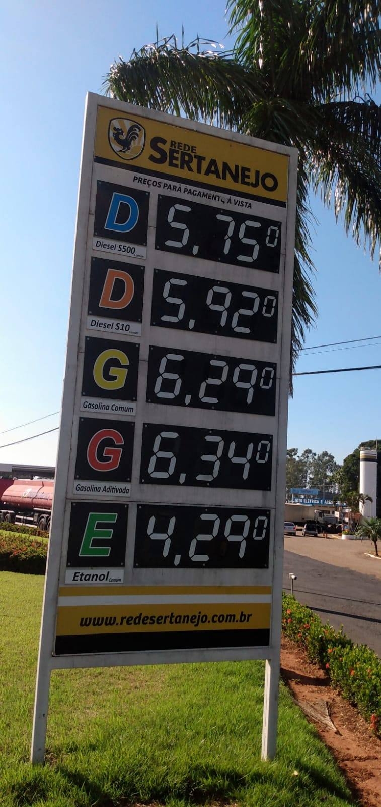 Postos de Andradina começam a baixar preços dos combustíveis