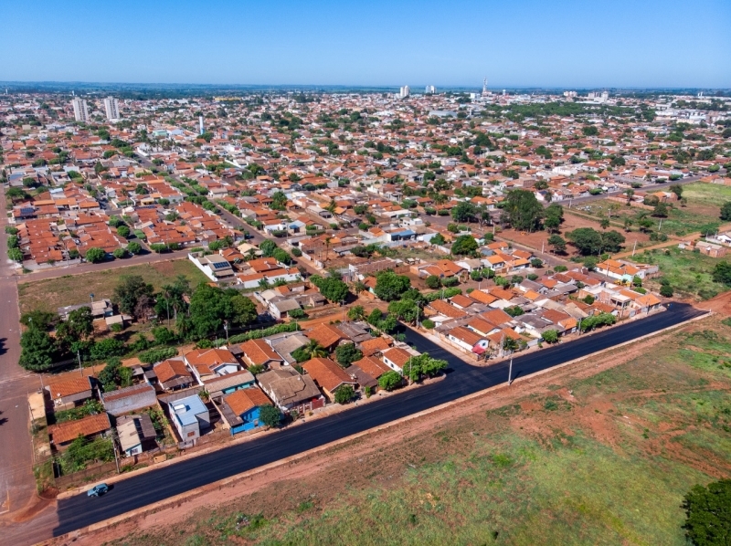 Prefeitura de Andradina continua asfaltamento com mais de R$ 1 milhão de investimentos