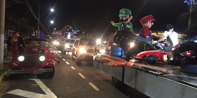 Atamor doa à Santa Casa de Araçatuba produtos arrecadados na Parada de Natal