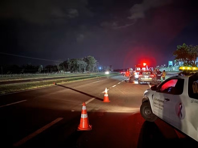 Homem morre após ser atropelado e arremessado na rodovia Marechal Rondon SP 300 em Araçatuba