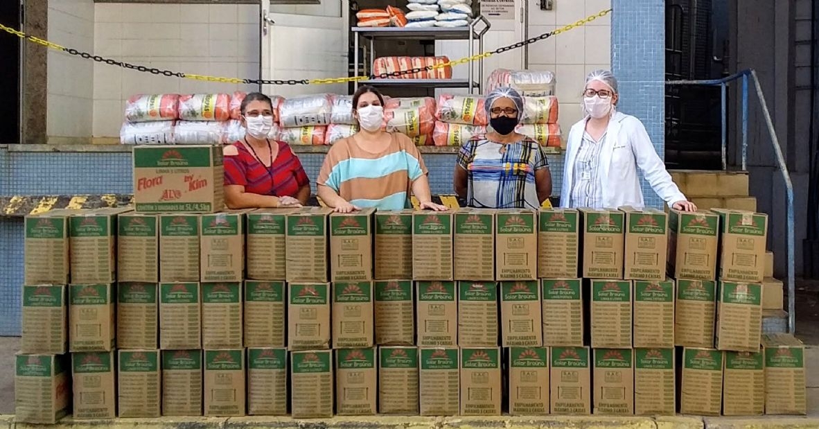Braúna doa à Santa Casa de Araçatuba, alimentos arrecadados em live de Bruno & Marrone