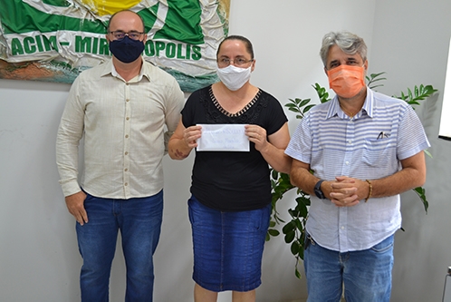 ACIM entrega prêmios aos ganhadores da promoção “Natal de Esperança” em Mirandópolis