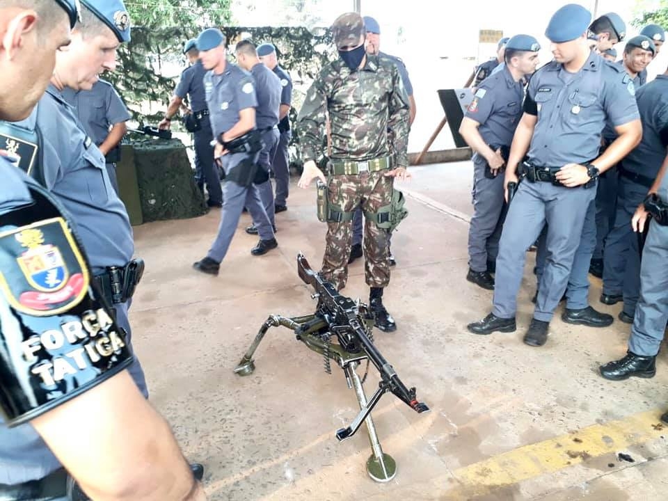 POLICIAIS DO 28º BPM/I DE ANDRADINA FAZEM TREINAMENTO CONJUNTO COM O EXÉRCITO BRASILEIRO