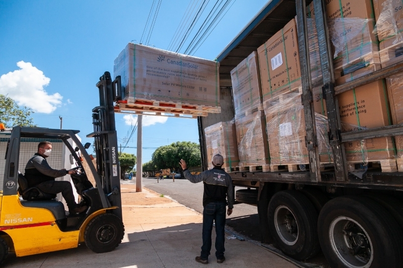 Potencial solar vai alimentar prédios da Educação da Terra do Rei do Gado com energia elétrica