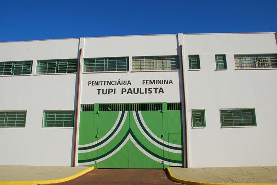 Presa se revolta em Penitenciária Feminina de Tupi Paulista e agride funcionária