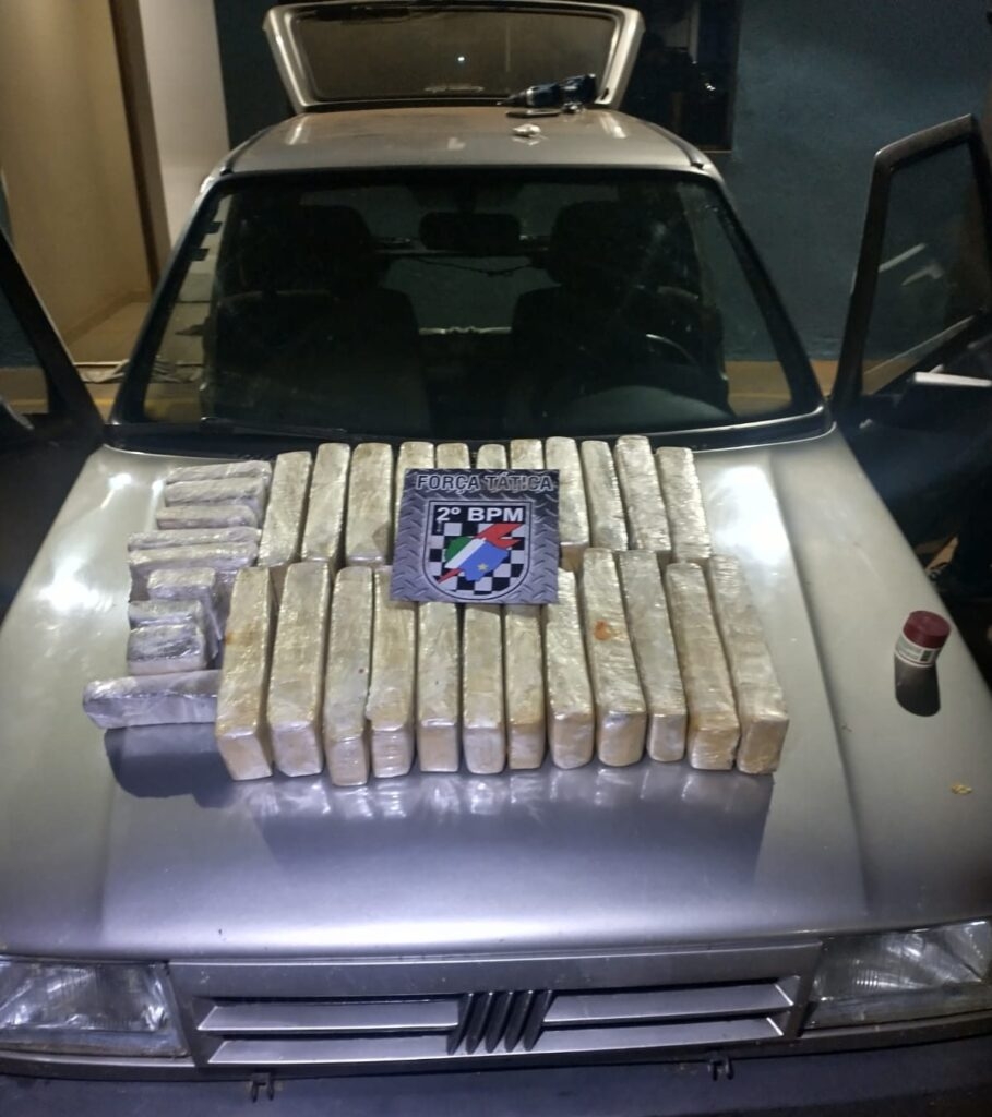 Polícia Militar apreende veículo com 30kg de maconha durante Operação Divisas e Integradas I em Três Lagoas
