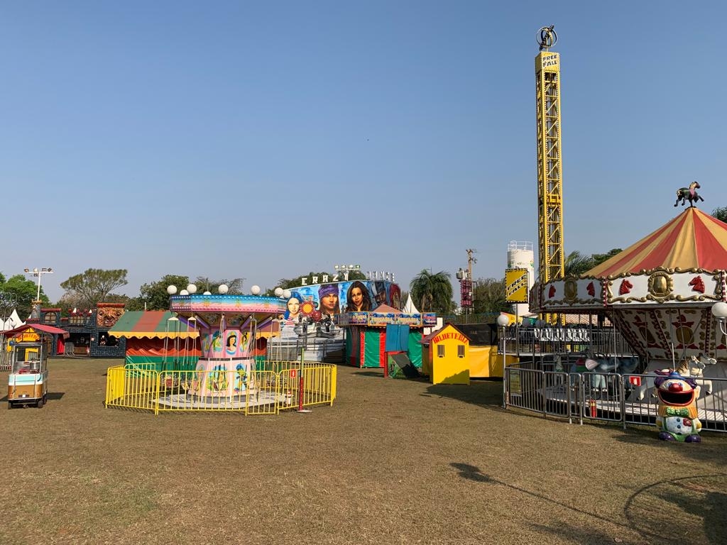 Parque de diversões já está pronto para atender o público da 61º Expô 2022 em Araçatuba